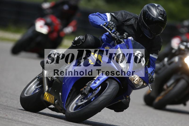 /Archiv-2024/29 12.06.2024 MOTO.CH Track Day ADR/Gruppe blau/20